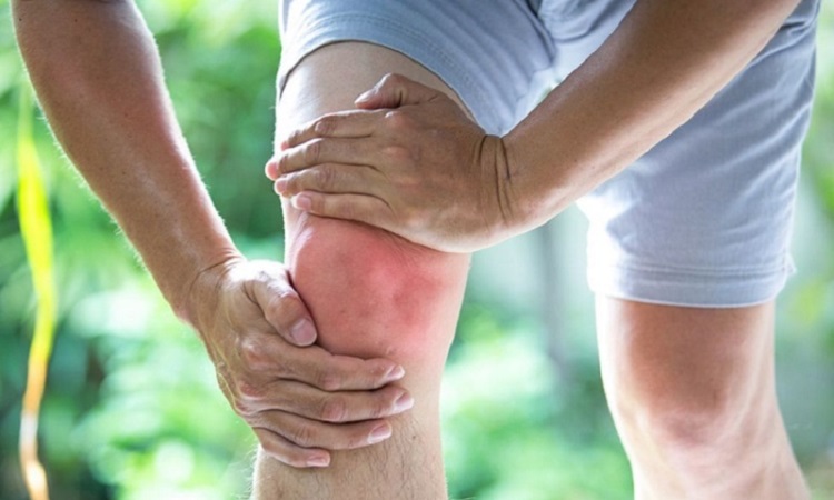 4 Cara Mengatasi Sakit Lutut